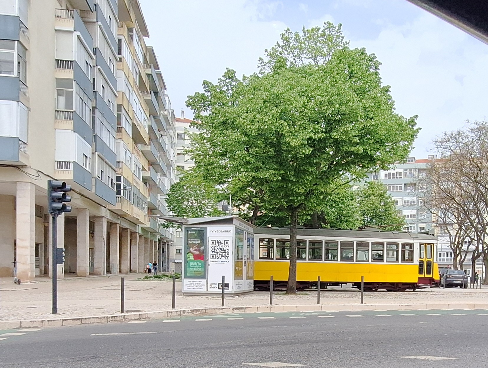 Exterior — photo 23